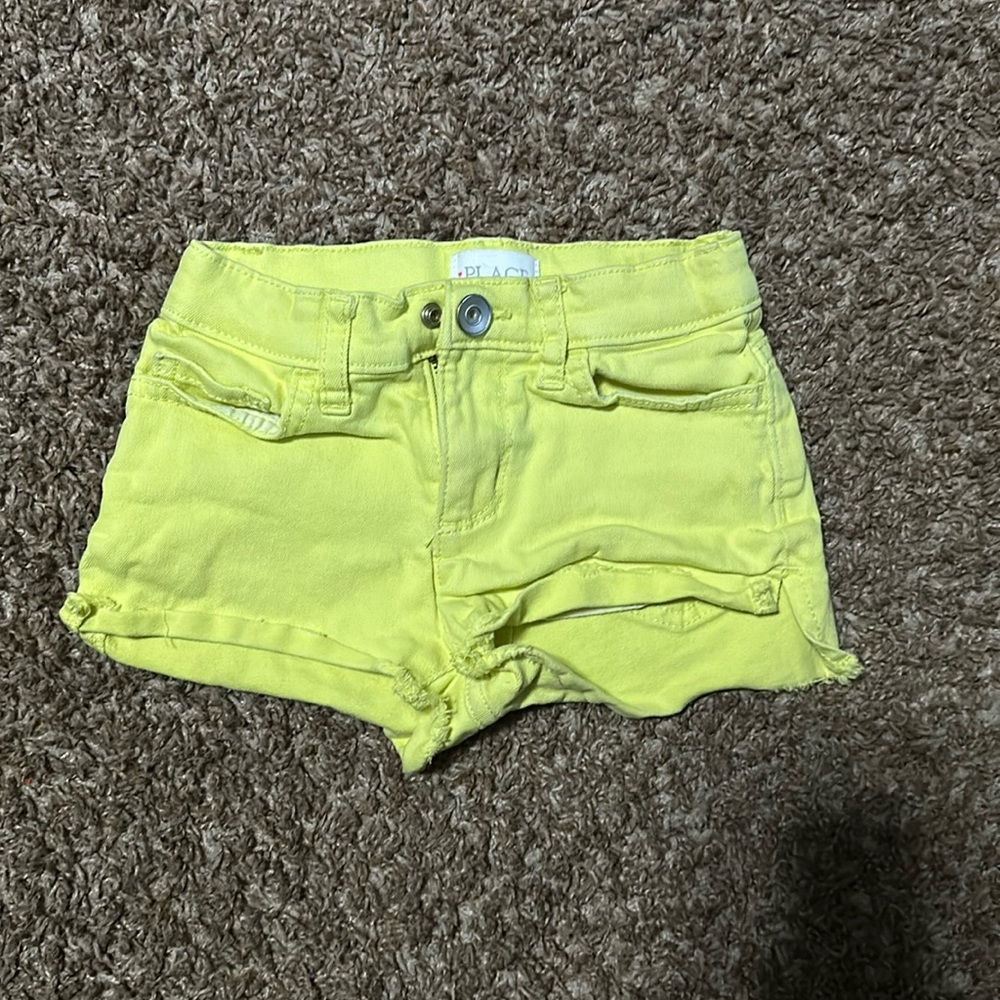 The Children’s Place Size 4 lime green shorts